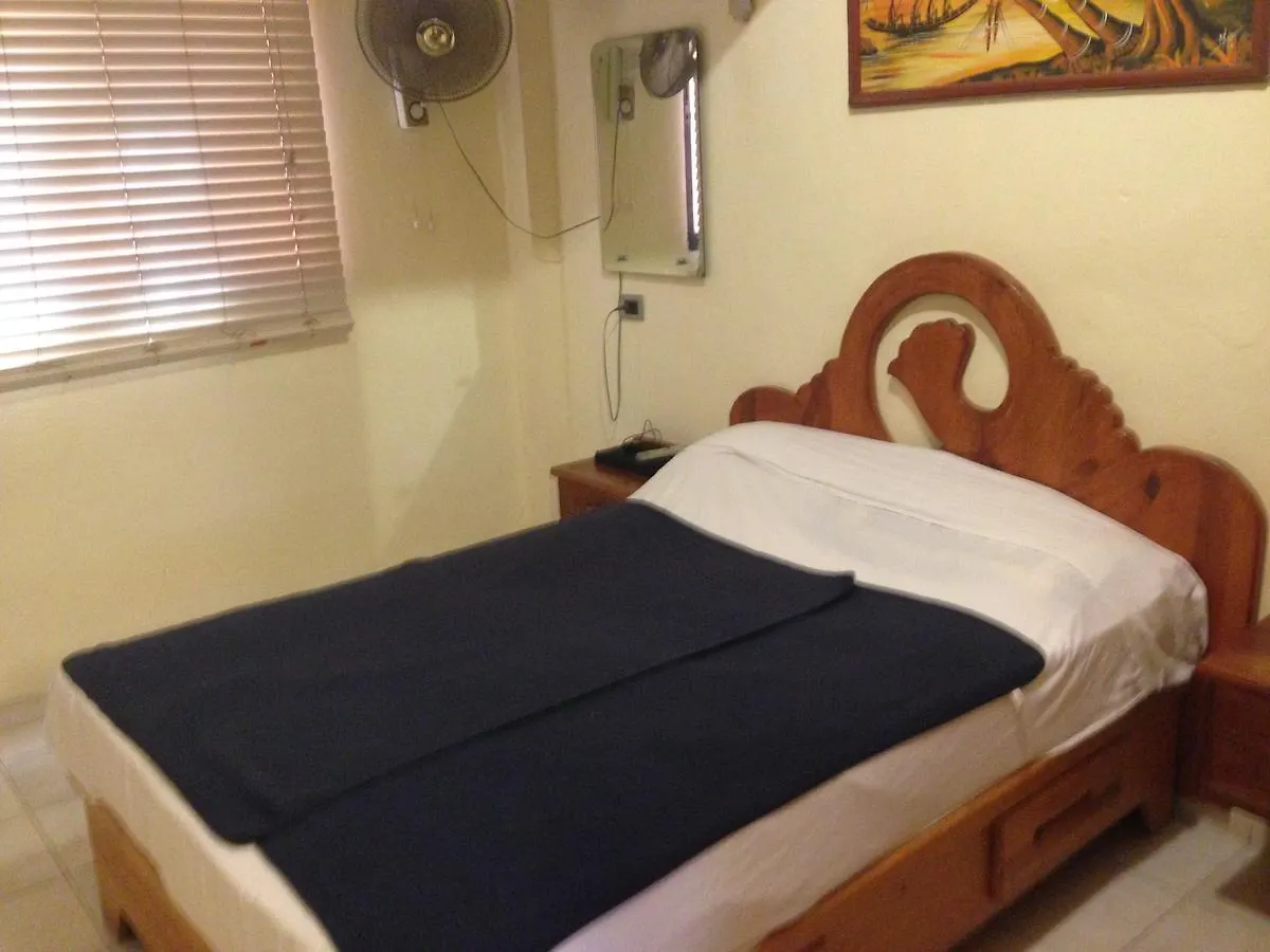 Condo Elisabeth Boca Chica Daire